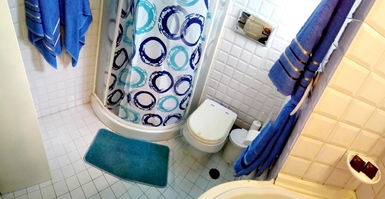 Beautiful Apartment -Up To 4 Guests- Close To City Centre! Selanik Dış mekan fotoğraf